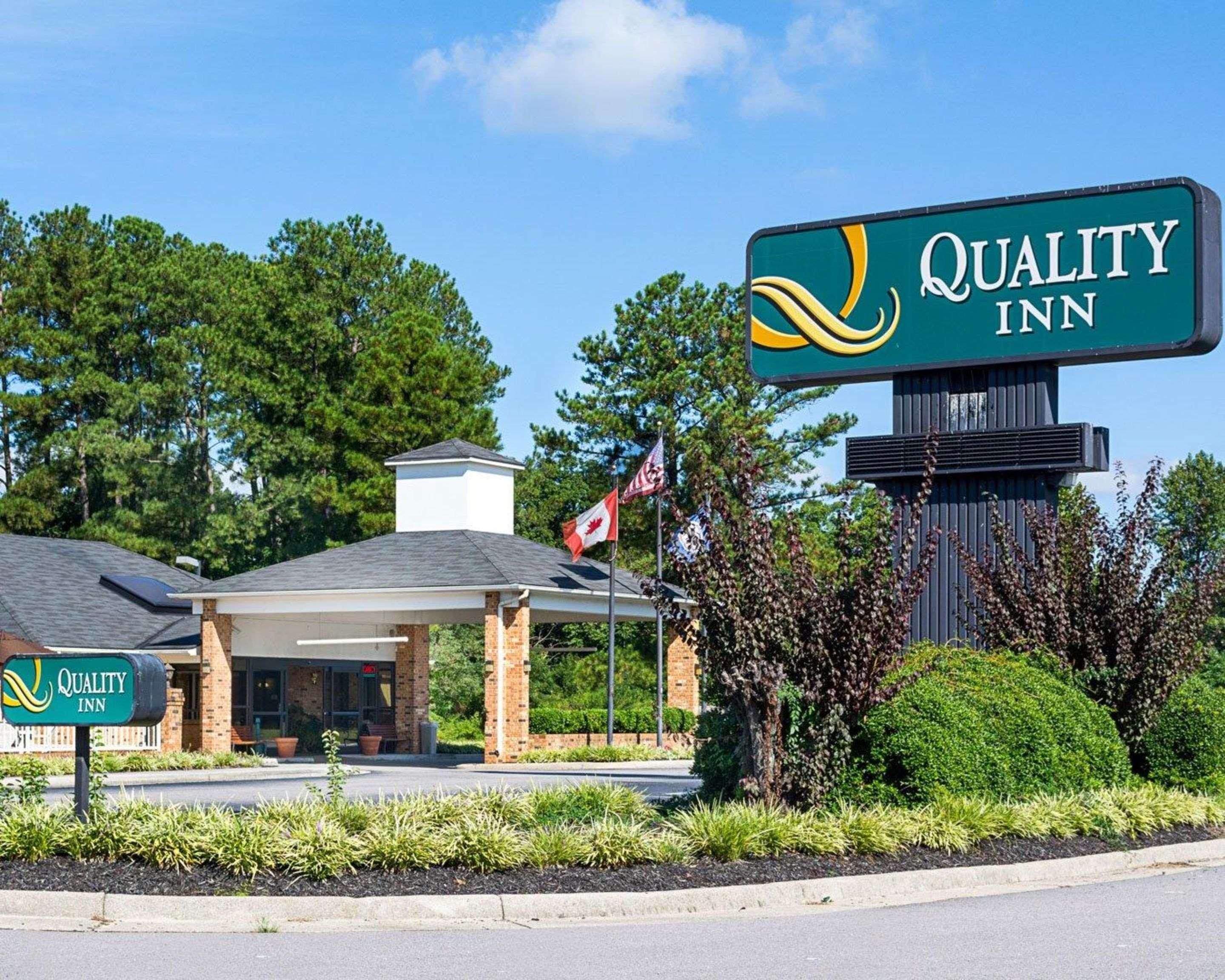 Quality Inn Petersburg Near Fort Gregg-Adams Exterior photo